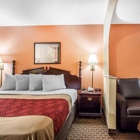 Econo Lodge Inn & Suites I-20, Exit 73 Tuscaloosa Exteriér fotografie