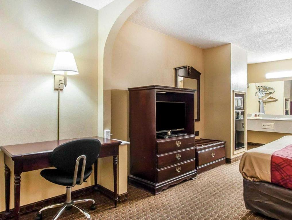 Econo Lodge Inn & Suites I-20, Exit 73 Tuscaloosa Exteriér fotografie