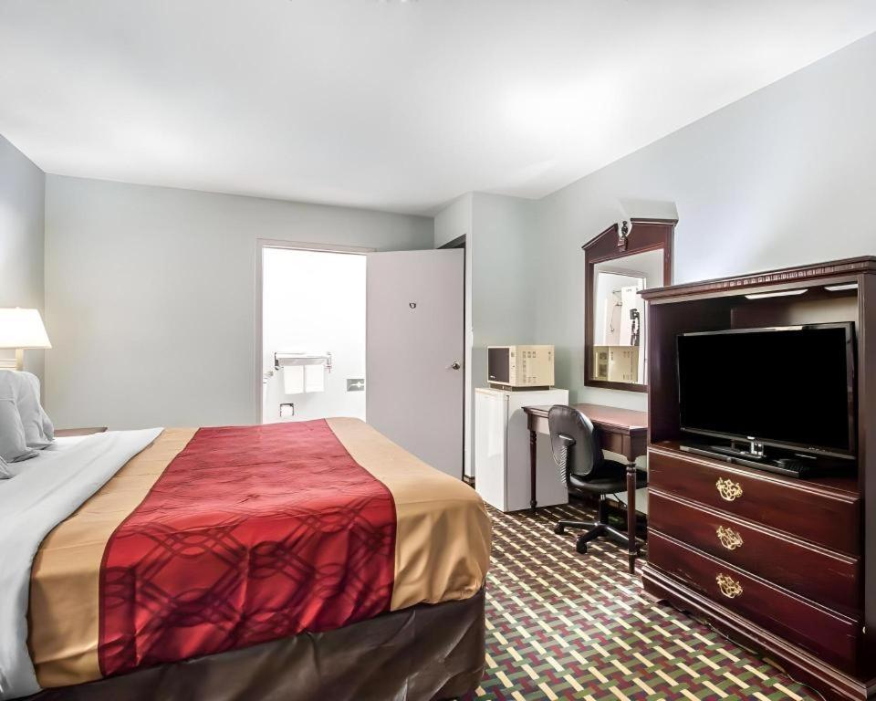 Econo Lodge Inn & Suites I-20, Exit 73 Tuscaloosa Exteriér fotografie