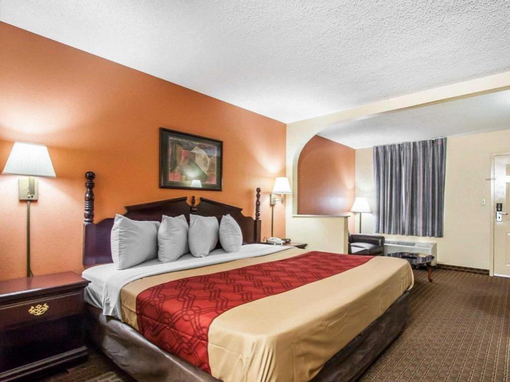 Econo Lodge Inn & Suites I-20, Exit 73 Tuscaloosa Exteriér fotografie