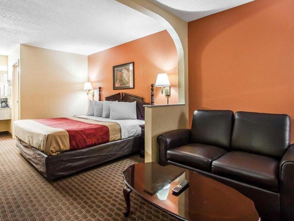 Econo Lodge Inn & Suites I-20, Exit 73 Tuscaloosa Exteriér fotografie