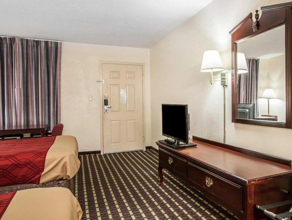 Econo Lodge Inn & Suites I-20, Exit 73 Tuscaloosa Exteriér fotografie