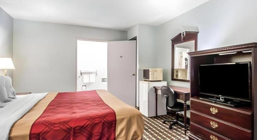 Econo Lodge Inn & Suites I-20, Exit 73 Tuscaloosa Exteriér fotografie