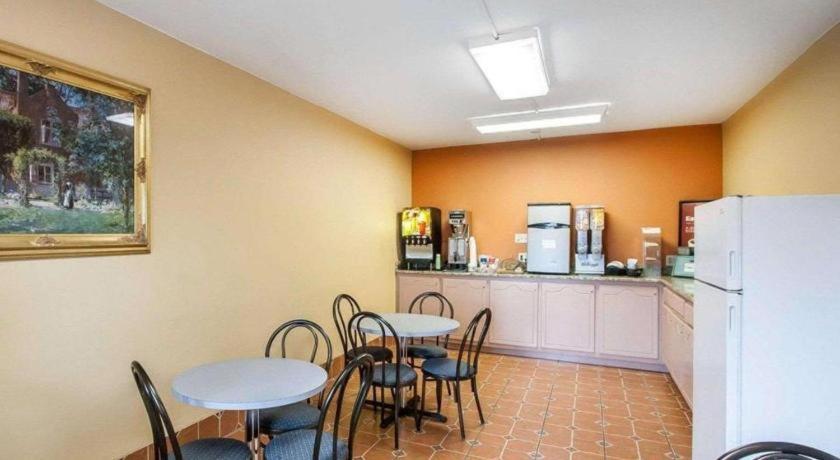 Econo Lodge Inn & Suites I-20, Exit 73 Tuscaloosa Exteriér fotografie