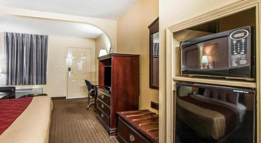 Econo Lodge Inn & Suites I-20, Exit 73 Tuscaloosa Exteriér fotografie
